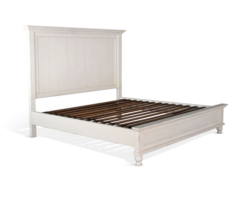 Carriage House - Queen Bed - Cottage White