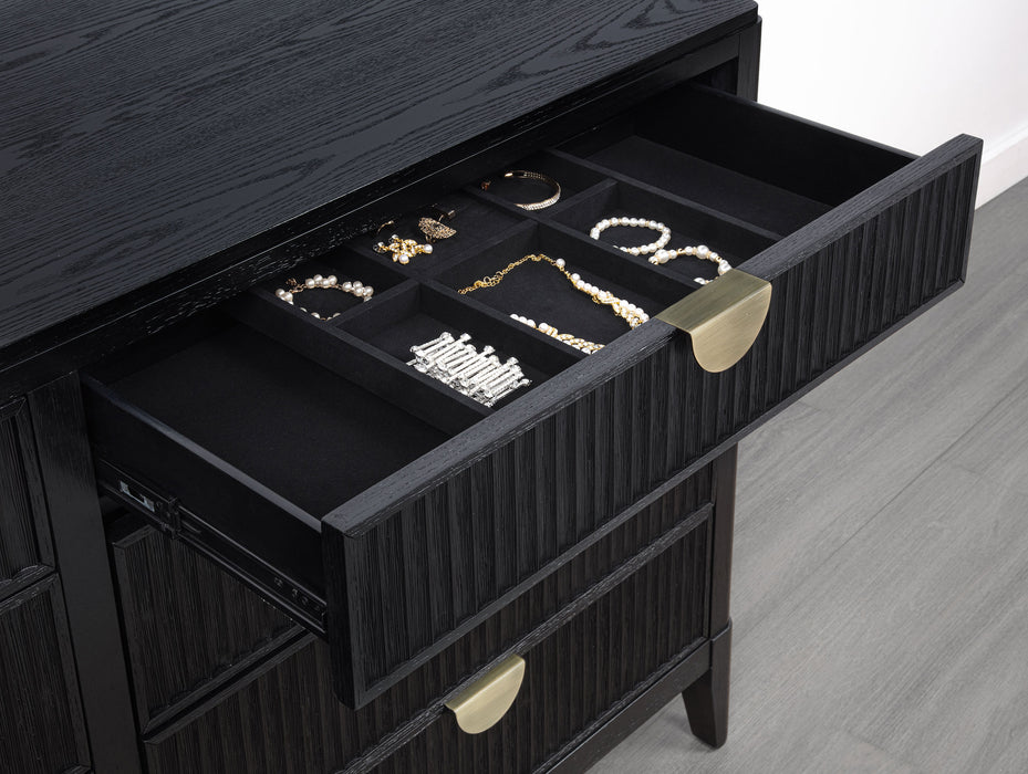 Brookmead 8-drawer Dresser Black