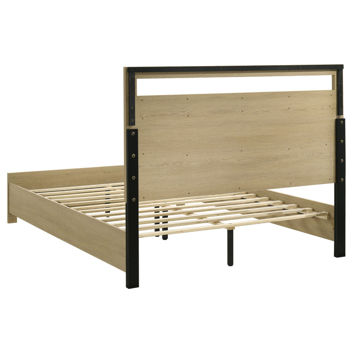 Hendricks 4-piece Queen Bedroom Set Light Oak