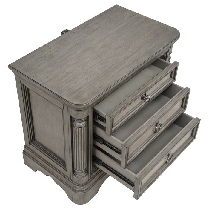 Cresswell 4-piece Queen Storage Bedroom Set Weathered Taupe