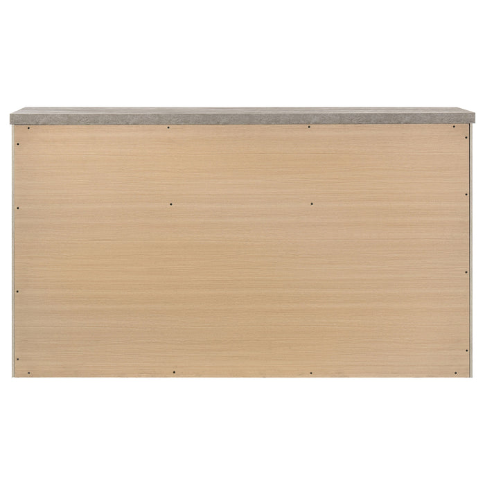 DRESSER