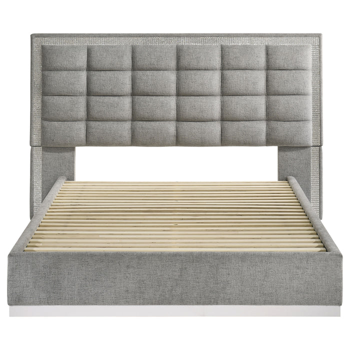 E KING BED