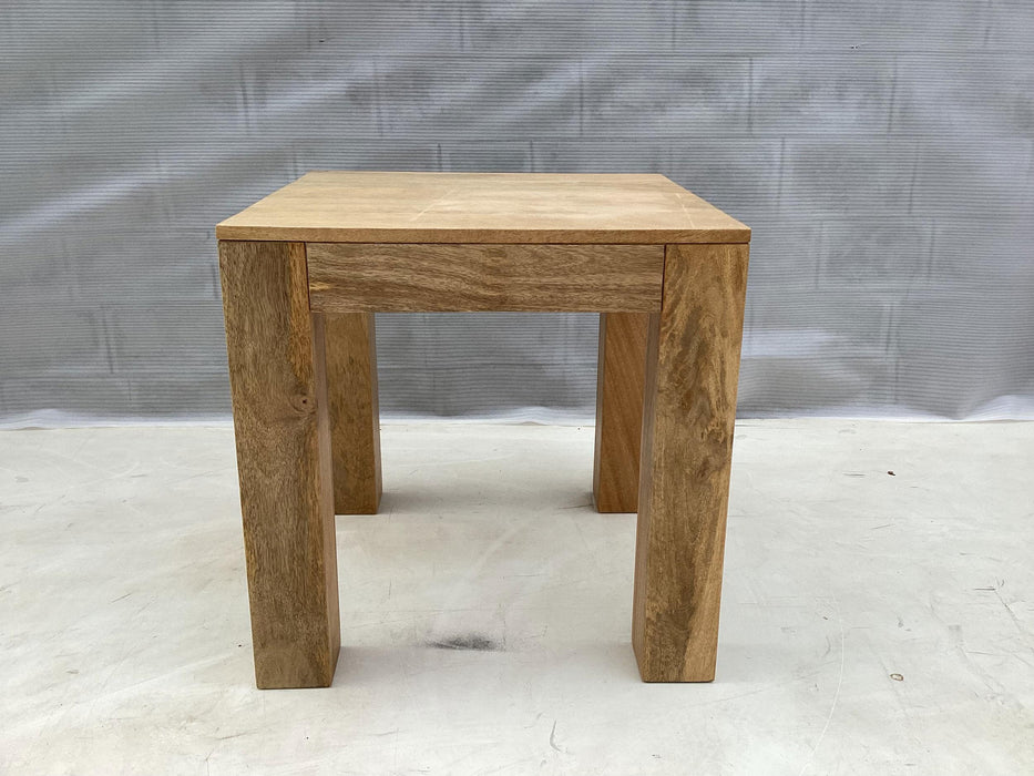 HP0426 End Table Natural